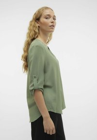 Vero Moda Palaidinė - hedge green