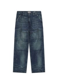 Denim cargo broeken in donkerblauw, met meerdere zakken aan de voorkant en zijkanten, een relaxte pasvorm, zichtbare stiksels en een iets versleten afwerking.