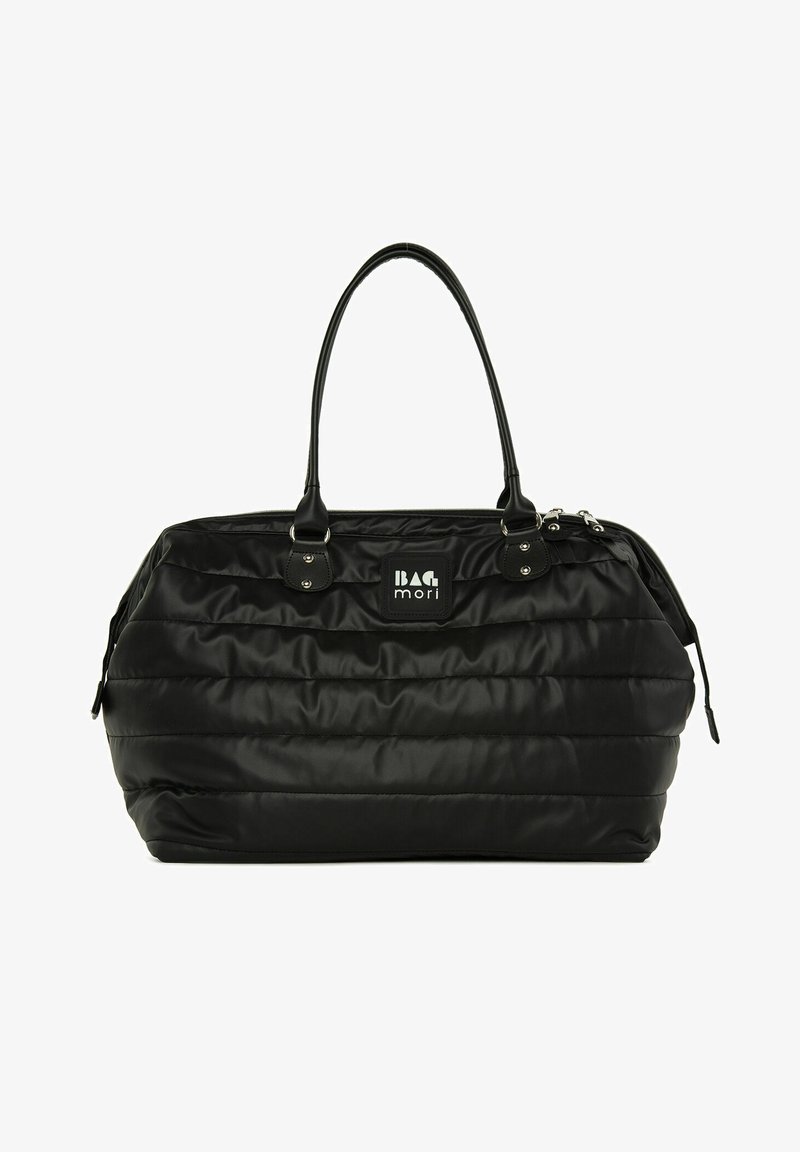 Borsa in nylon trapuntato nera con doppi manici, chiusura con zip e patch con logo. Presenta una texture imbottita con accenti lucidi.
