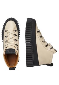 Voile Blanche High-top trainers - white