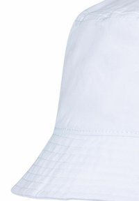 Thumbnail Image 3