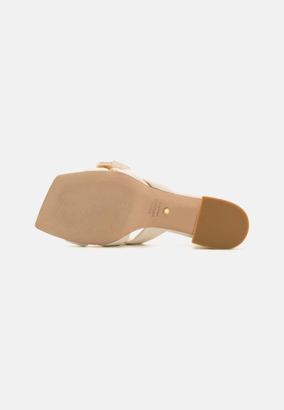 Stuart Weitzman SOFIA SLIDE - Mules - seashell