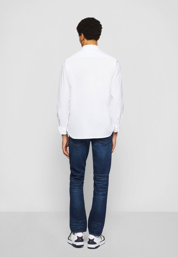 CORE FLEX REGULAR FIT - Shirt3