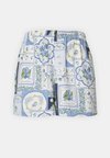 FLORAL TILE - Σορτς - blue