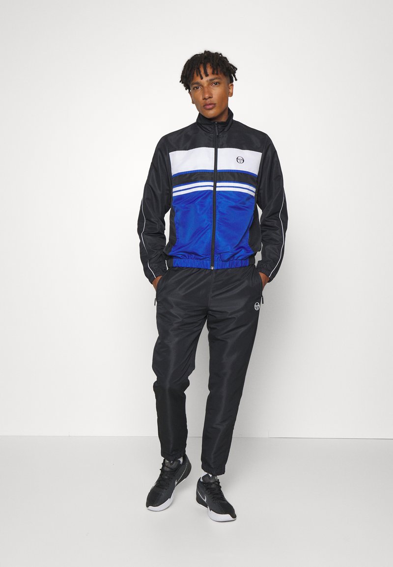 Sergio Tacchini RYO TRACKSUIT - Melegítő - black/white/surf the web