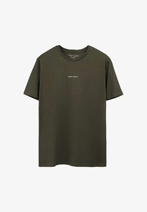 T-shirt vert foncé à manches courtes avec "TEDDY SMITH" imprimé en petites lettres claires sur la poitrine, coupe régulière, encolure ronde.