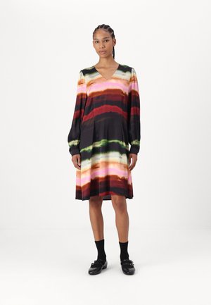JANNY DRESS - Denné šaty - rosewater