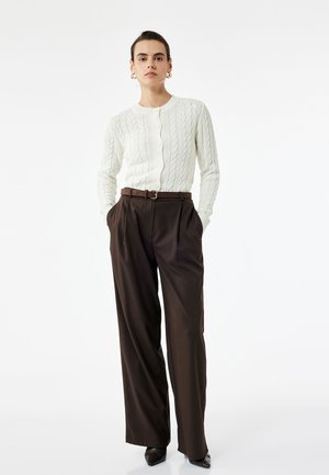 Strickjacke - beige
