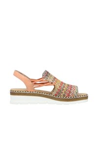 Mehrfarbige gewebte Sandale mit Slingback-Design, Gummisohle und hellen Akzenten an der Sohle. Verfügt über eine strukturierte Oberfläche.