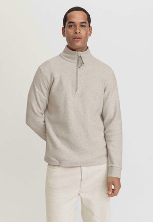 hessnatur TROYER - Fleece trui - düne