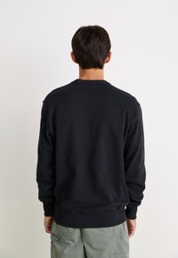 Dickies AITKIN CHEST UNISEX - Sudadera - black/plum