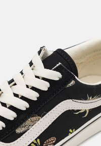 Vans OLD SKOOL UNISEX - Sapatilhas - black