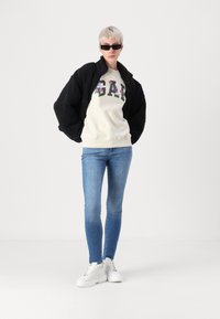 GAP HERITAGE  - Mikina - off white