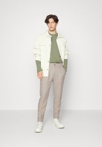 DRYKORN CHASY - Kalhoty - brown