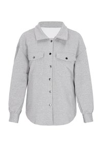 Camicia grigia con bottoni, caratterizzata da un tessuto testurizzato, due tasche sul petto e un colletto classico con chiusure a scatto. Vestibilità ampia con maniche lunghe.