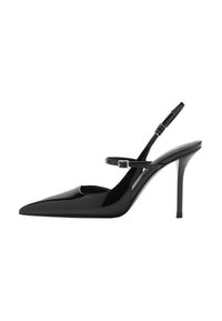 Escarpins à talon aigu en cuir verni noir avec un bout pointu, une bride ajustable et un talon stiletto. Surface lisse avec une finition brillante.