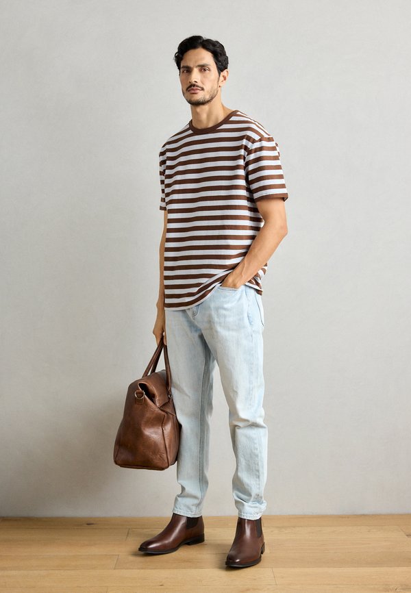 DEAN LOOSE - Jeans Tapered Fit - level up3