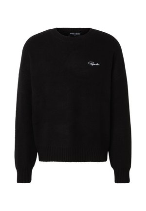 Suéter negro de cuello redondo con mangas largas, puños y dobladillo acanalados, con un pequeño logo blanco "Pegador" en el pecho izquierdo.