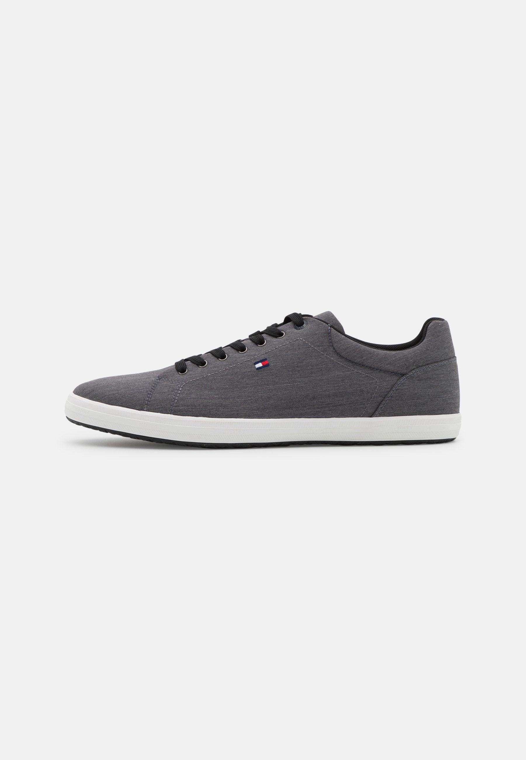 shoes tommy hilfiger mens