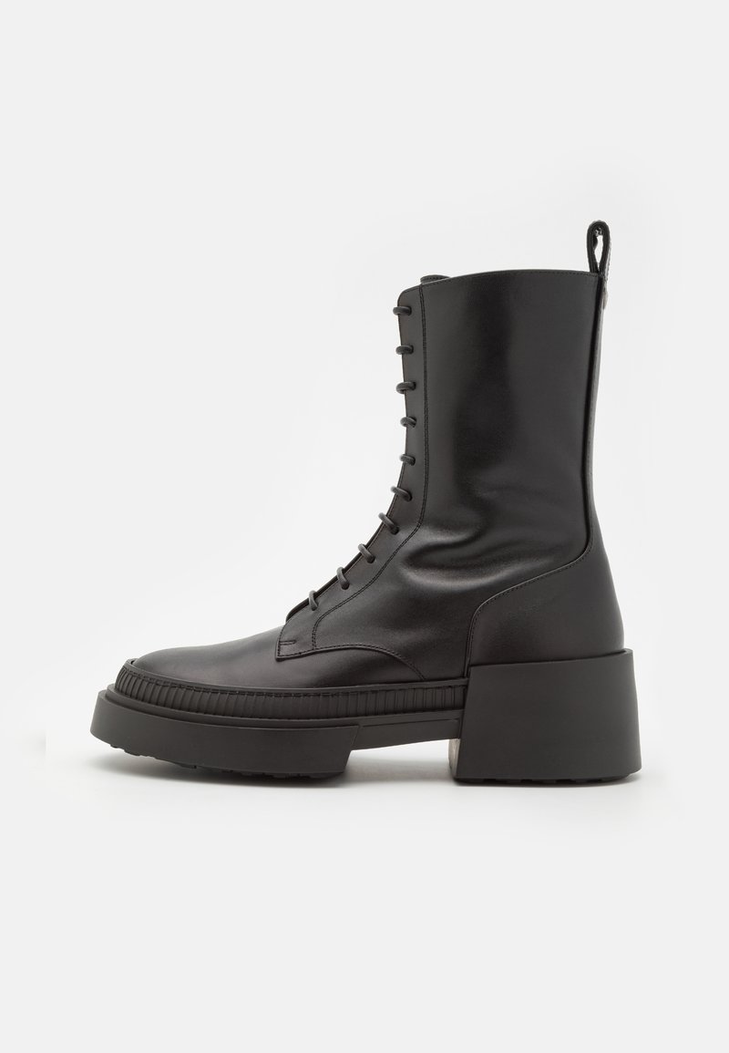 Emporio Armani ZOE LACE UP BOOTIE - Gležnjarji s platformo - nero