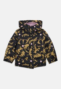 Μπουφάν με επένδυση και κουκούλα, με αφηρημένο μοτίβο σε μαύρο, χρυσό και ροζ χρώμα· τσέπες με φερμουάρ και μαλακή εσωτερική επένδυση.