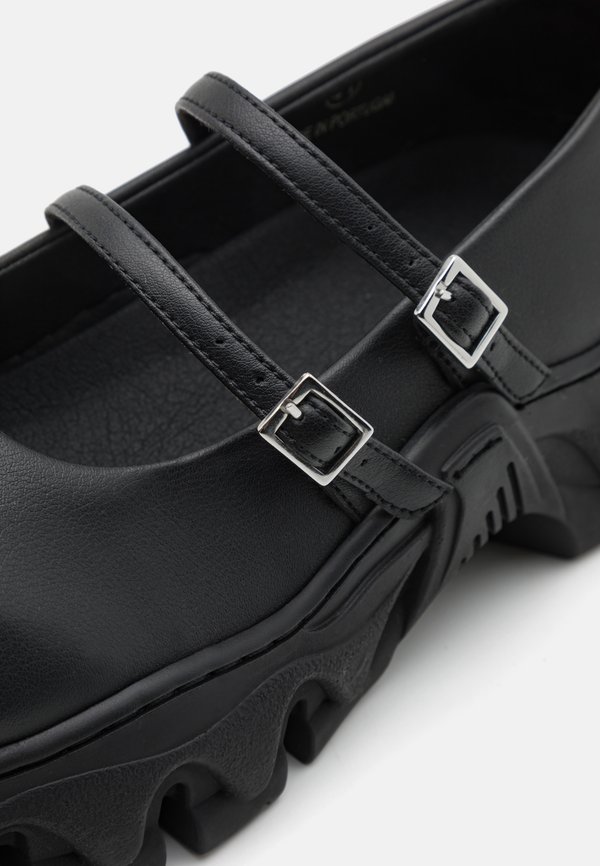 BOCCACCIO II UNISEX - Slip-ons2