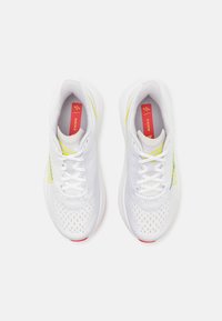 HOKA MACH 6 - Chaussures de running sur route - white/nimbus cloud