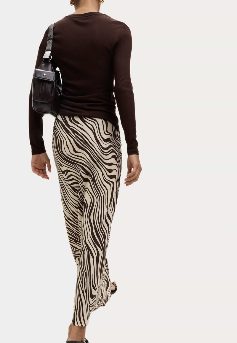 Autres robes (femme) : Articles d'Occasion en ligne