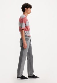 Levi's® Skateboarding SKATEBOARDING 501® - Sirgete säärtega teksad - checked out