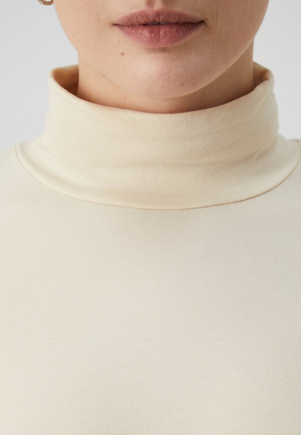 ESTER  - Long sleeved top2