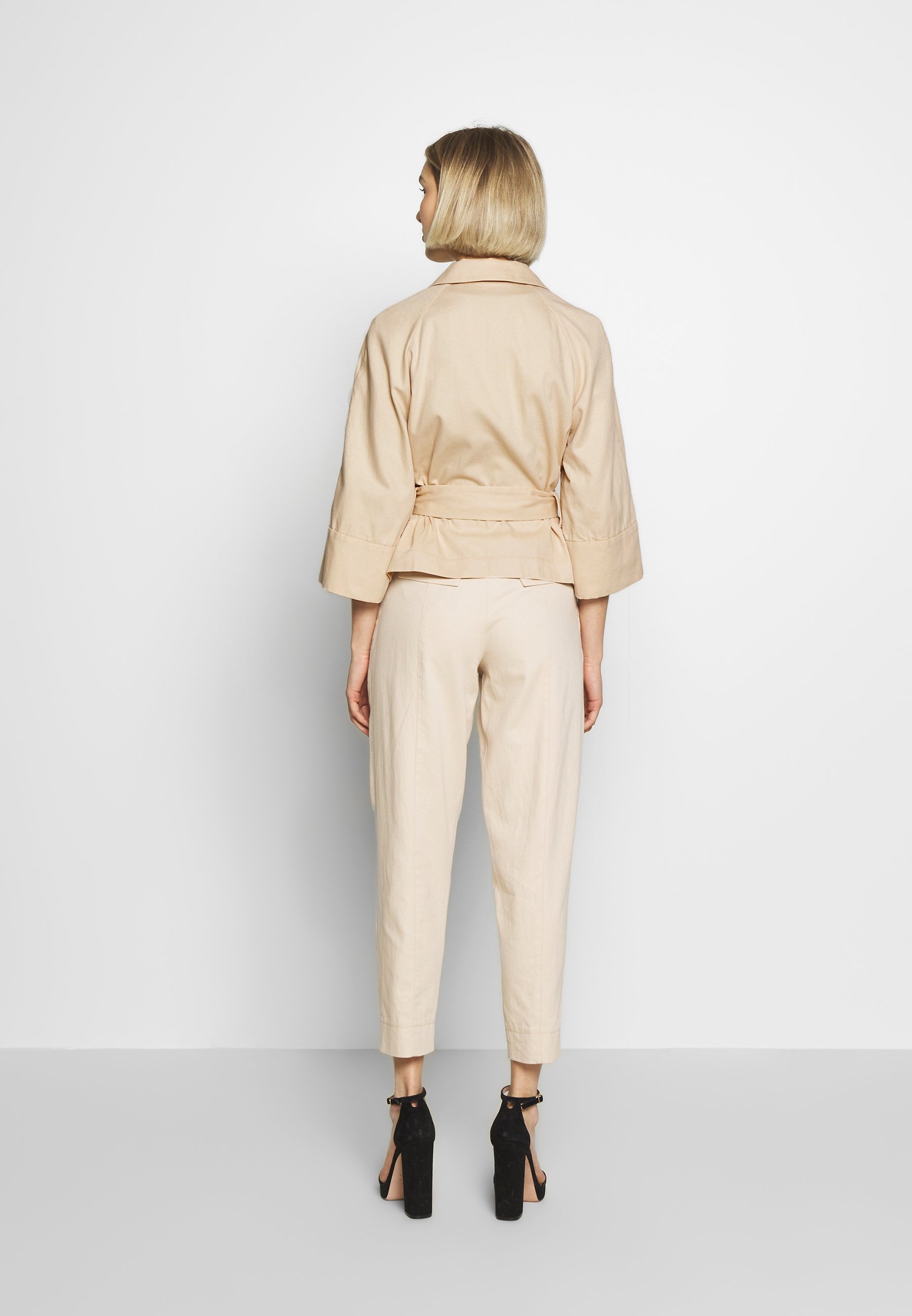 RIANI Lett jakke pale almond Zalando.no RIANI Lett jakke - pale almond