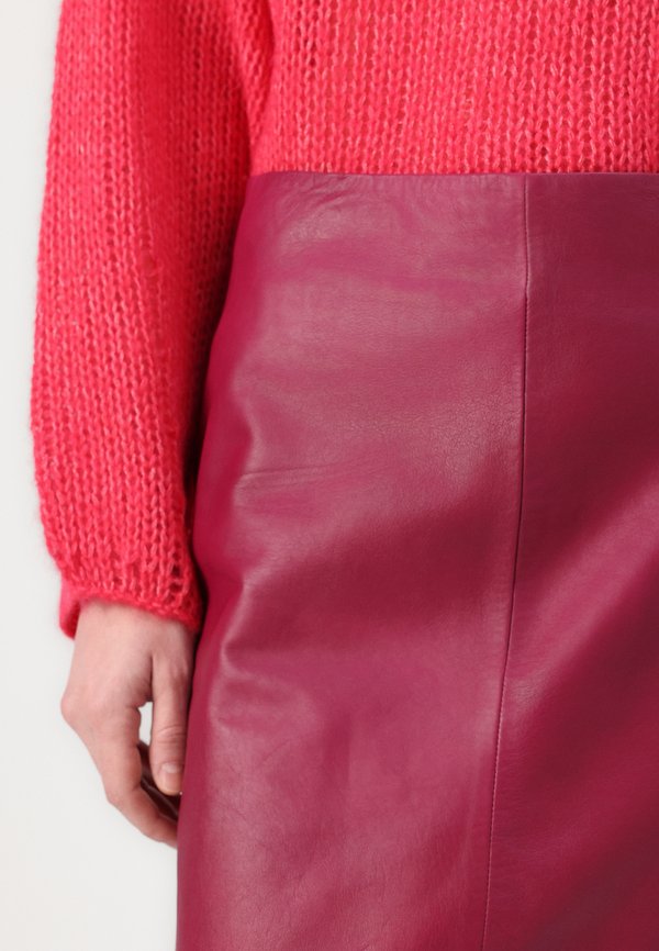 CECILIANA CLASSIC  - Leather skirt - rasperry radiance3