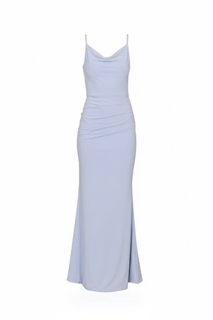 Lyseblå ermeløs gulvlengde kjole med drapert utringning og rynkede detaljer på den ene siden av midjen.