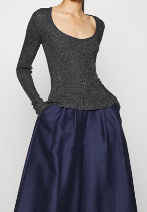 Pullover - black