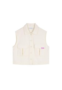 Ärmlös ljusbeige väst med krage, fem knappar fram, två stora framfickor och ett litet logotypmärke på vänster ficka.