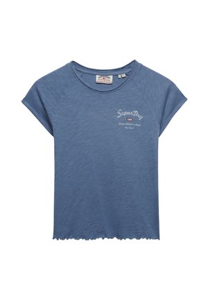 Blauw cropped T-shirt met korte mouwen en ronde hals, met de tekst "SuperDry State Athletic Dept. New York" op de linkerborst.