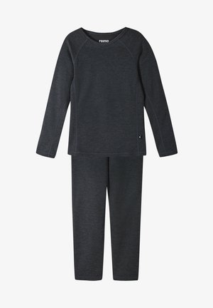 Set termico grigio scuro composto da una maglia a maniche lunghe con scollo rotondo e pantaloni coordinati, realizzati in un tessuto morbido e testurizzato.