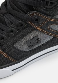 DC Shoes PURE - Sapatilhas de skate - black/armor black