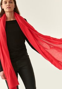 TATUUM COTINA  - Šalikas - raspberry red