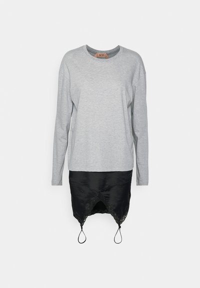 N°21 Φόρεμα από ζέρσεϊ - grigio chiaro melange