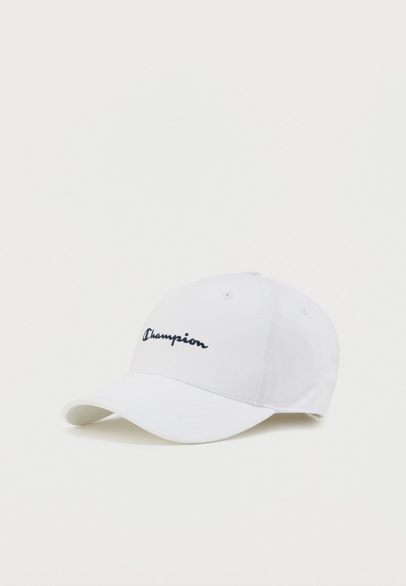 Λευκό καπέλο μπέιζμπολ με καμπυλωτό γείσο. Διαθέτει μαύρο κεντημένο λογότυπο "Champion" στο μπροστινό μέρος. Κατασκευασμένο από υφασμάτινο ύφασμα με υφή.