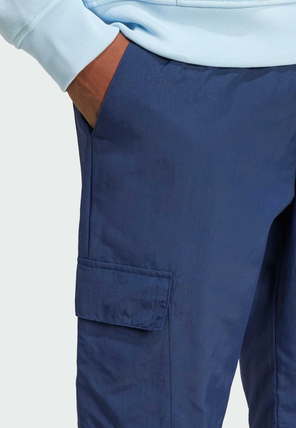 TREFOIL ESSENTIALS WOVEN CARGO - Cargo trousers - night indigo2