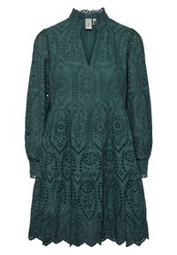 Tee-grünes Baumwollkleid mit Spitzenakzenten, langen Ärmeln, hohem Kragen und mehrlagigem Rock. Verfügt über aufwendige Ausschnitte und einen gewellten Saum.