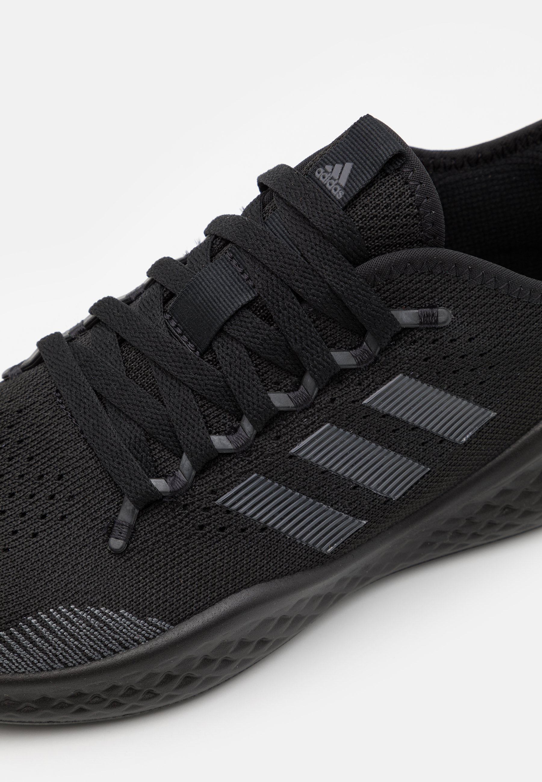 grey fluidflow 2.0 shoes