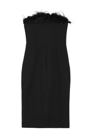 Robe noire sans bretelles avec une silhouette ajustée, présentant une bordure en plumes au niveau du col et une texture lisse. Fermeture éclair au dos.