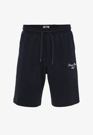 Fekete, hétköznapi rövidnadrág húzózsinóros derékrésszel és fehér „Leisure Court Club” felirattal a jobb combon.