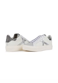 MUNICH RETE SKY - Trainers - white