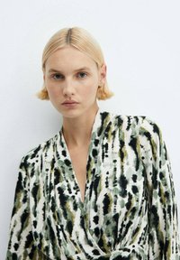 Mango LEONOR - Denní šaty - off-white
