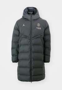 Nike Performance PARIS ST GERMAIN NIKE SF REPEL STRIKE PARKA - Club wear - black/rust pink