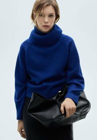 Mango Stickad tröja - neon blue